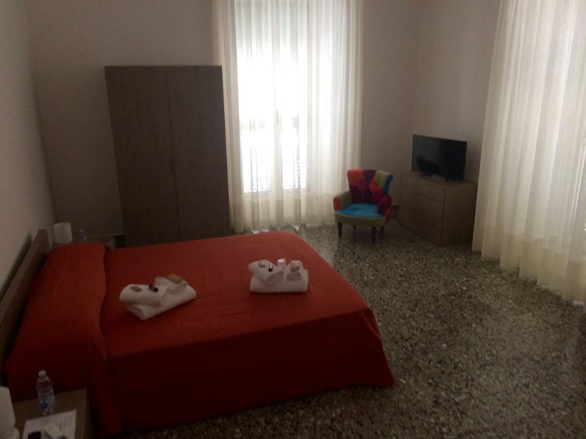 B&B Zia Iaia Siderno Екстер'єр фото